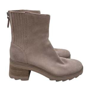 NEW Dolce Vita Martey H2O waterproof suede bootie Heeled boot taupe Women size 8